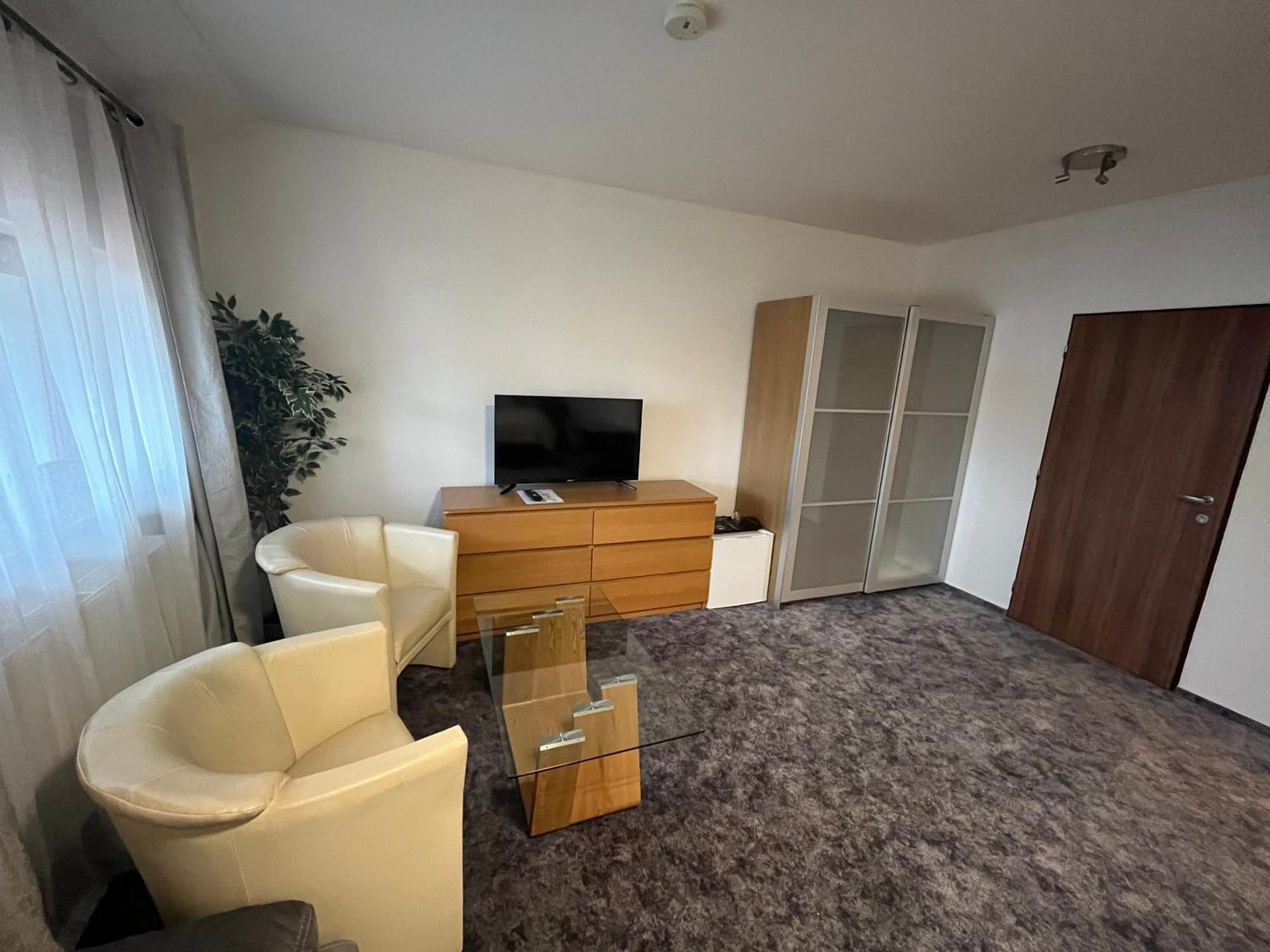 Hotel Algar Opava Buitenkant foto