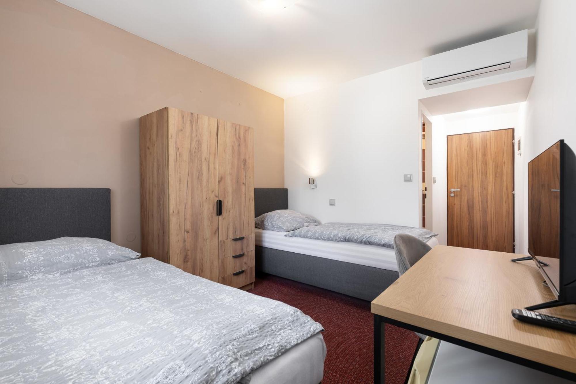 Hotel Algar Opava Buitenkant foto